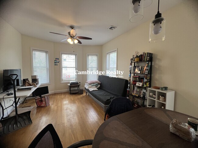 Photo - 56 Market St Unit 1R