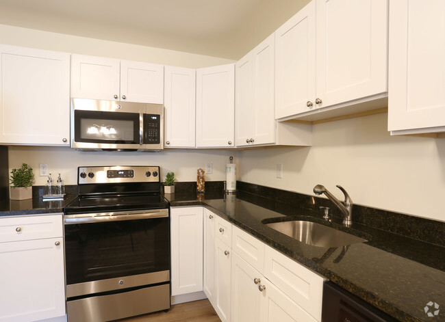 Kitchen - Luxury 2 bedroom apartments located in the...