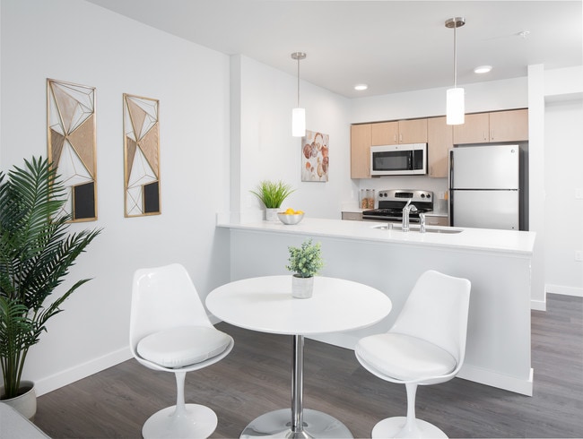 Photo - Linden Flats