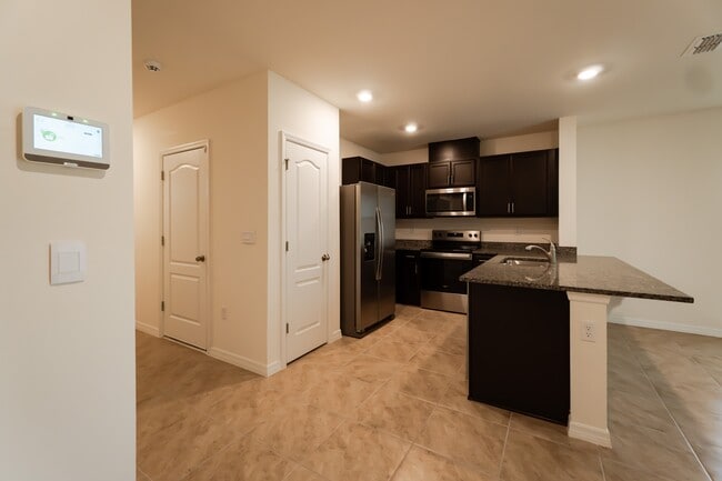 Photo - 2331 Gifford Dr