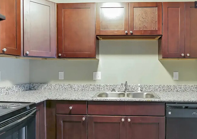 Summit Apartments