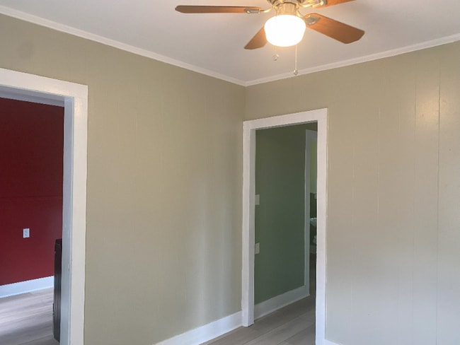 Photo - 406 Voorhies St