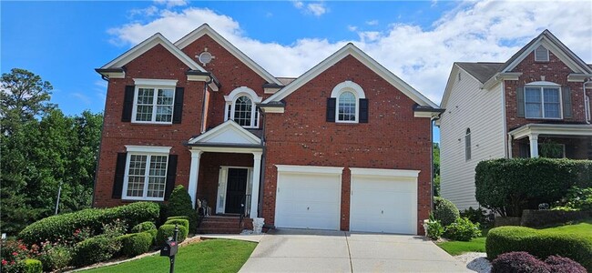 Building Photo - 647 Maple Grove Way