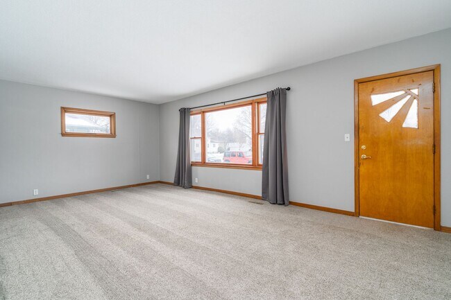 Photo - 1708 2nd Ave N