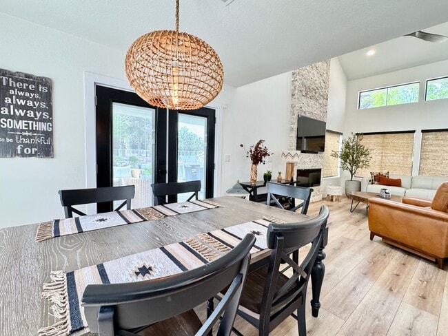 Photo - 5269 Crooked Valley Dr