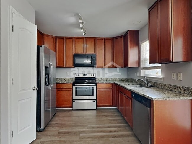 Photo - 1107 Sweet Gale Dr