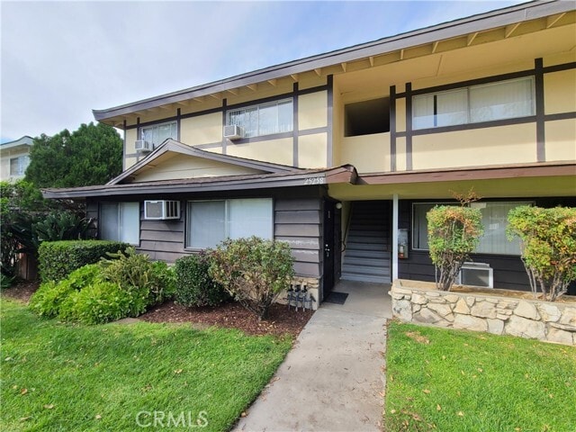 Photo - 25258 Taylor St Unit B