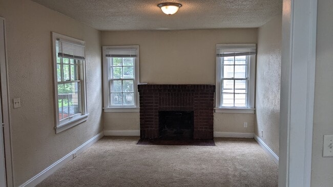 Photo - 1404 S Maywood Ave
