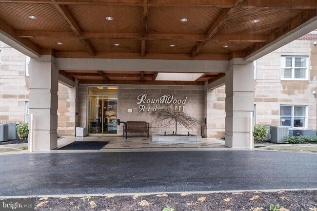 Photo - 12251 Roundwood Rd