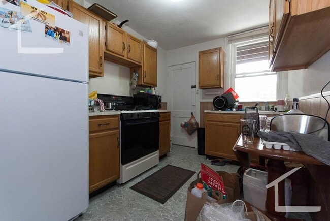 Photo - NO FEE!  Affordable Brighton 2 Bed Near T!  No Students, Sorry!