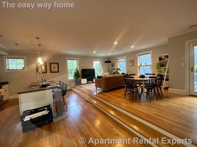 Photo - 16 Linden Ave