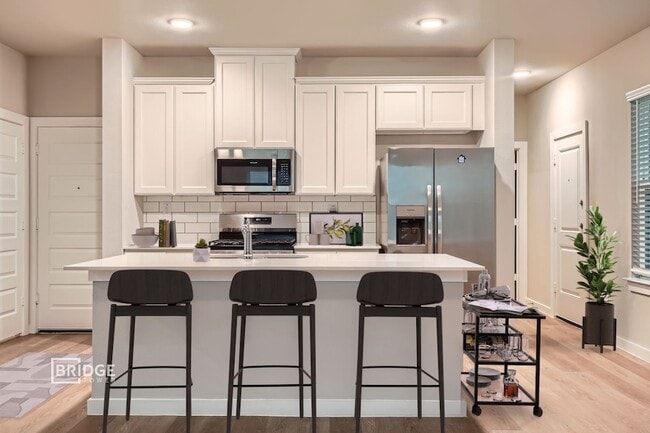 Photo - 371 Huisache St