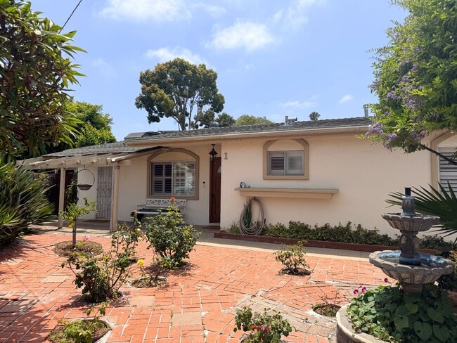 Building Photo - 4 Bedroom + Office or Optional 5th Bedroom Home in Chula Vista