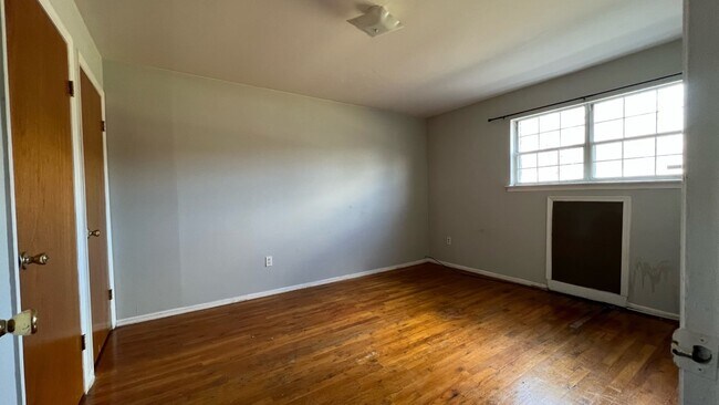 Photo - 305 College Dr Unit 305