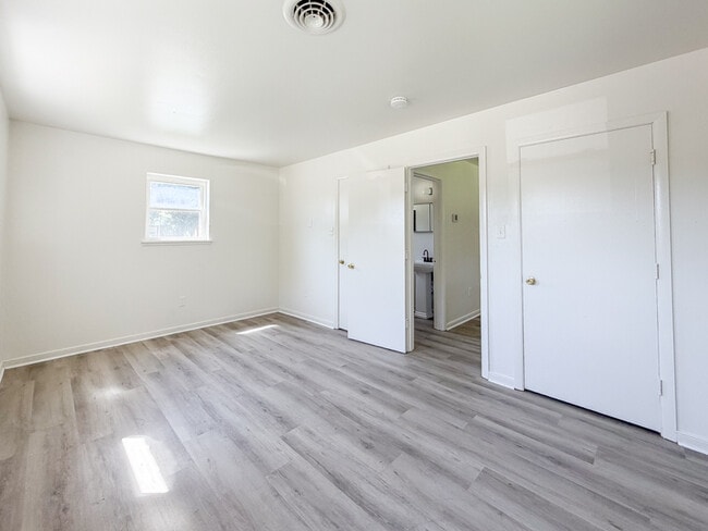 Photo - 7800 Maris Rd Unit 7800 Maris Rd