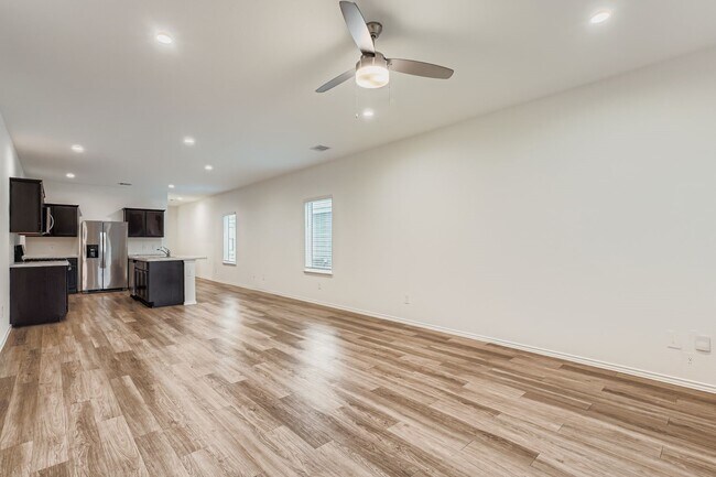 Photo - 1726 Windstone Rdg Dr