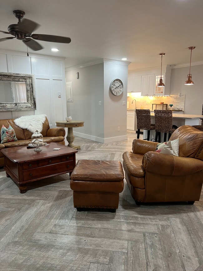 Photo - 157 Kings Hwy Unidad F