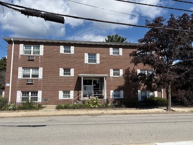 Building Photo - 31 Pond St Unit 26 Rental