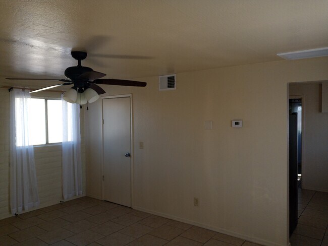 Photo - 244 N Westmoreland Ave Unit 244