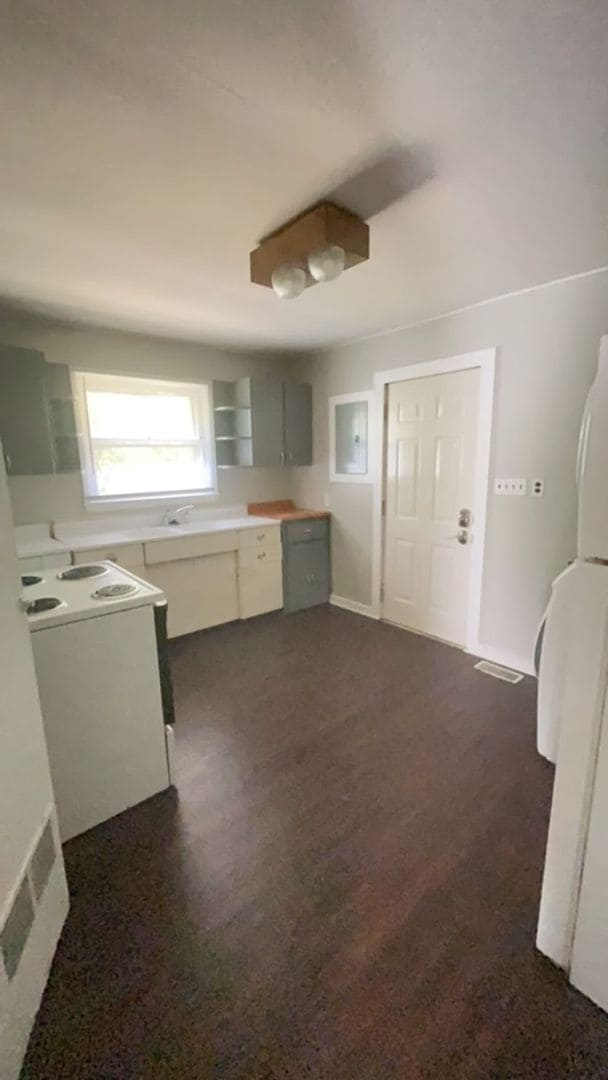 Photo - Massive Loft Area