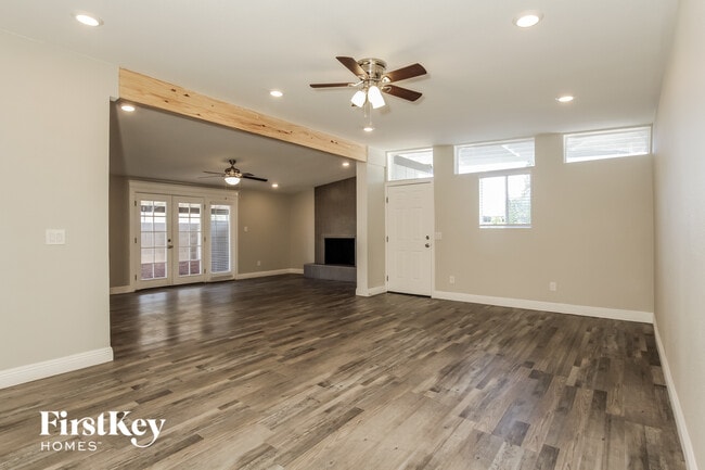 Photo - 3718 W Townley Ave
