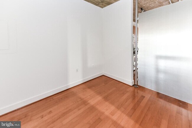 Photo - 2125 14th St NW Unidad 408