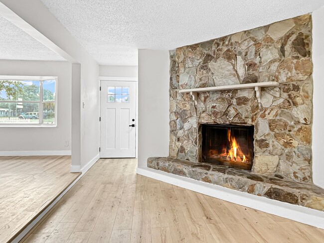 Photo - SECTION 8 ACCEPTED! Spacious Updated Home in St. Petersburg with a Large Backyard - 4bed | 2bed