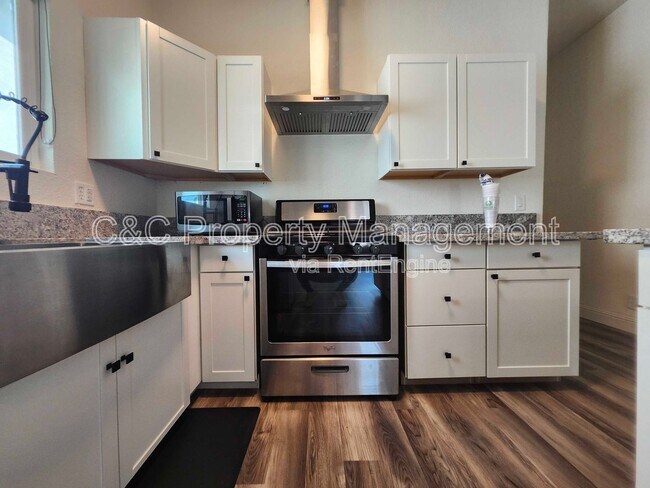 Photo - 170 N Gale Hill Ave