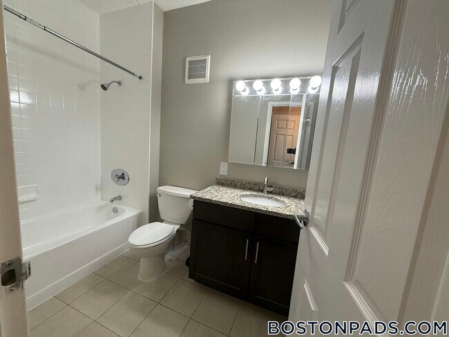 Photo - 757 Highland Ave Unit 113N