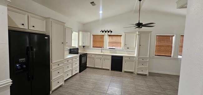 Photo - 28615 Clay Rd