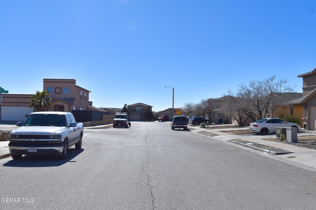 Photo - 7313 Brick Dust St