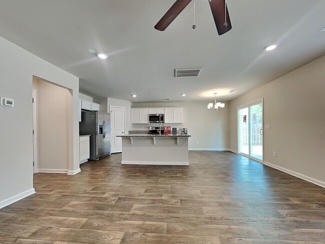 Photo - 480 Blue Garden Wy