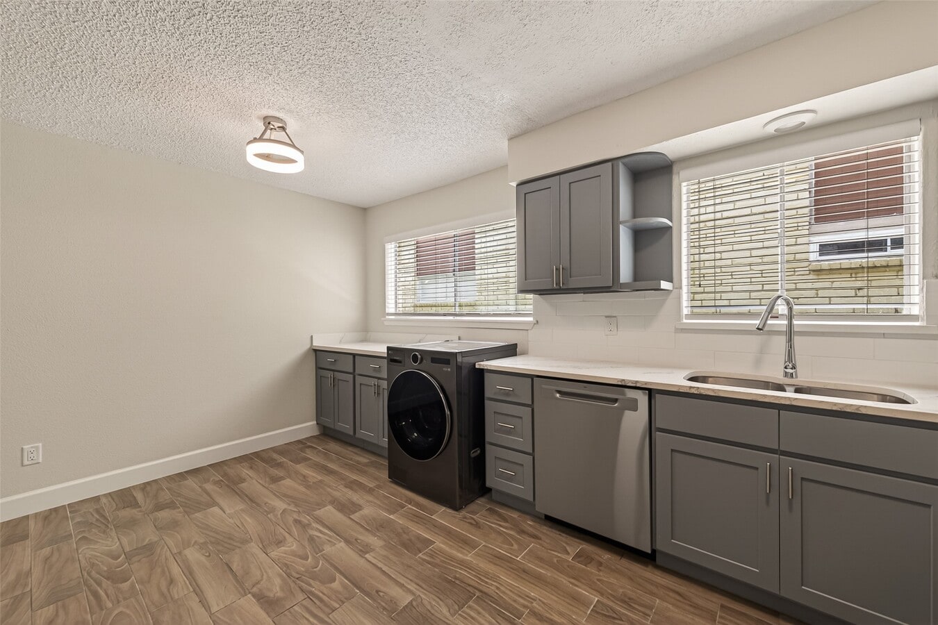 Photo - 7714 Renwick Dr Unit M68