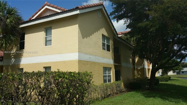 Photo - 7640 Westwood Dr Unit 407