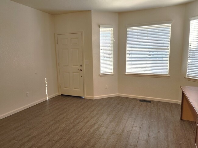 Photo - 3 bedroom Home for Rent in Chichester HOA