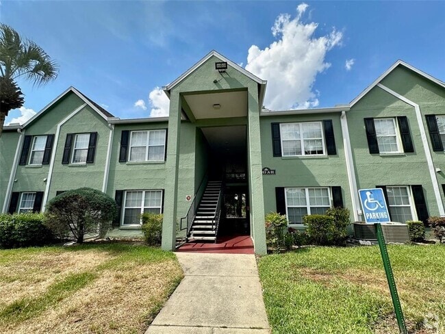 Building Photo - 2053 Dixie Belle Dr Unit 2053H Rental