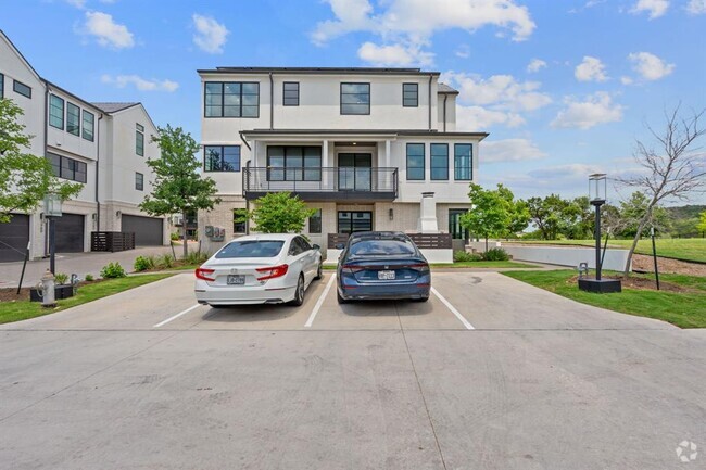 Building Photo - 701 Ariana Ct Unit 3 Rental