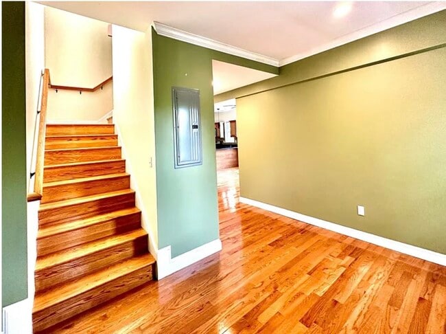 Photo - 222 Winchester St Unit #2
