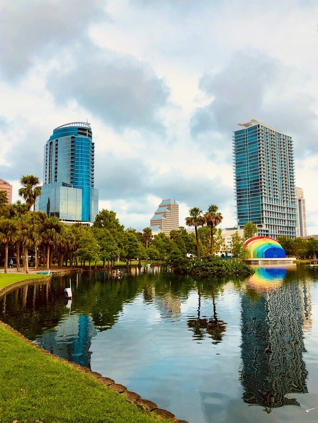 The VUE at Lake Eola Apartments For Rent in Orlando, FL