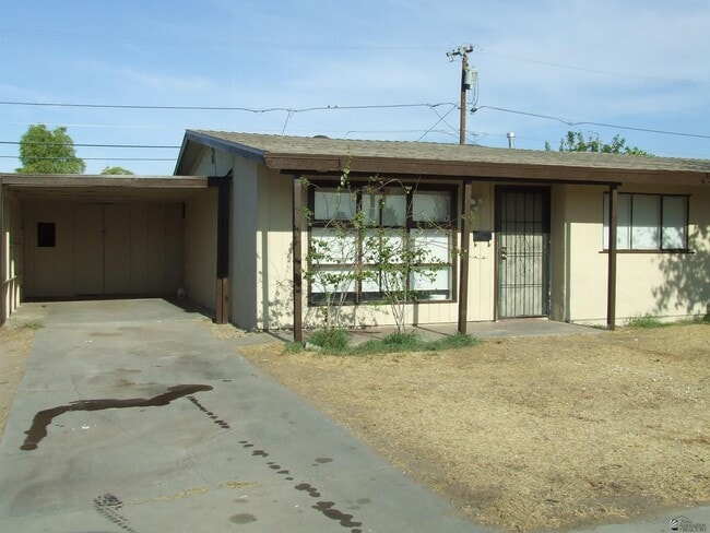 Photo - 2520 S James Ave