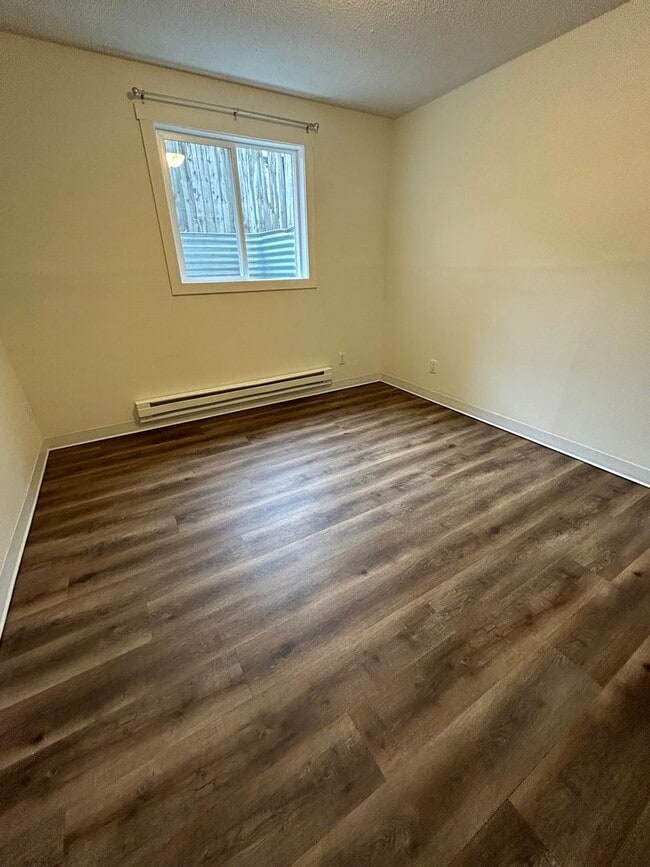 Photo - 2 Bedroom, 1 Bathroom apartment Available Immediately Unit 1