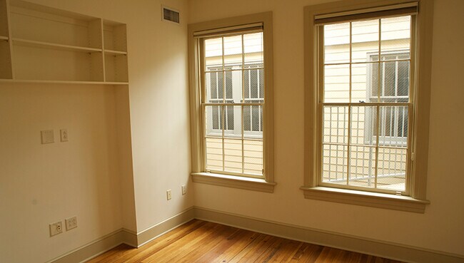 Photo - 20 N Queen St Unit 20 N. Queen Street #302