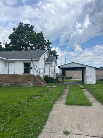 Photo - 110 W 10th St