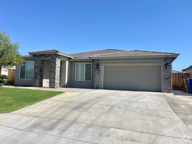 Building Photo - Gorgeous home for rent in SW Bakersfield- ...