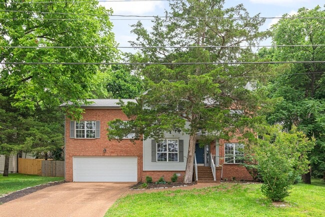 Photo - 127 W Harbor Dr