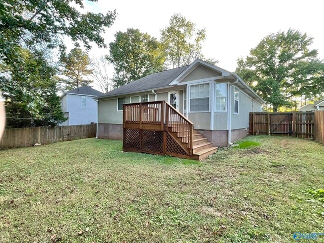 Photo - 105 Sugarwood Ct