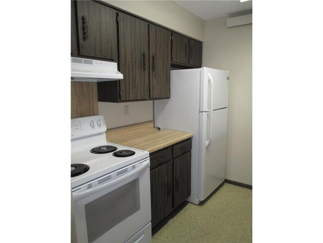 Photo - 507 Division St N Unit #211