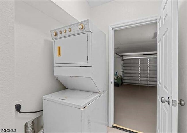 Photo - 4303 26th St SW