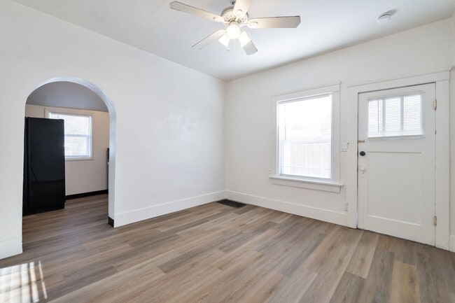 Photo - Eccles-Triplex Unit #3