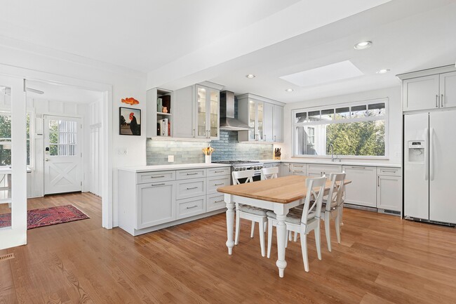 Photo - 27 Deep 6 Dr